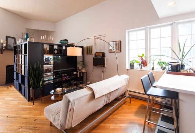 Image of Living space #3