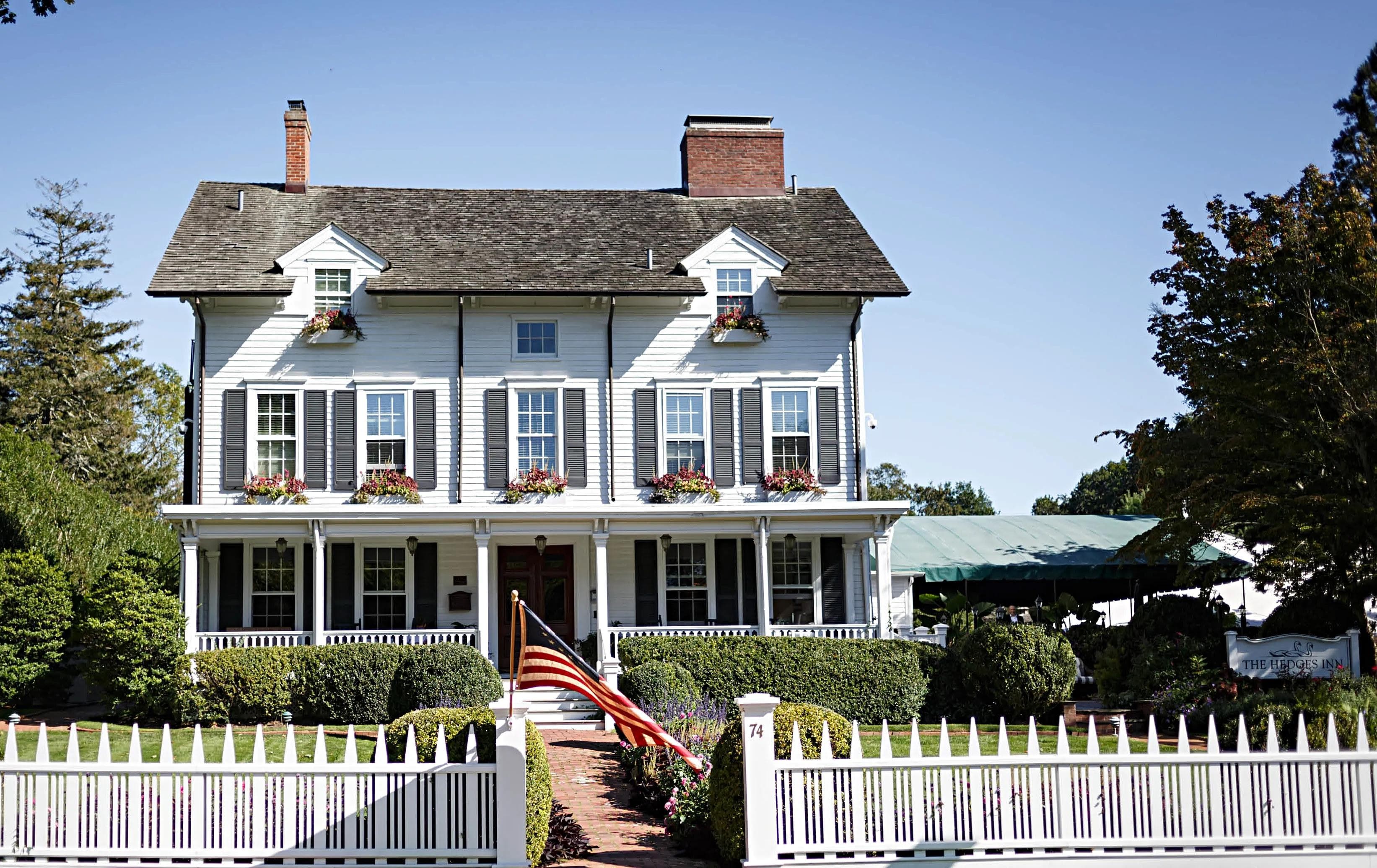 The Hedges Inn