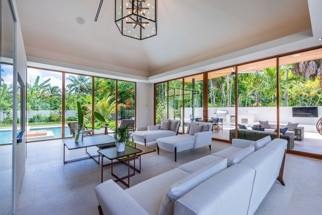 Image of Living space #5