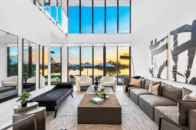 Image of Living space #7