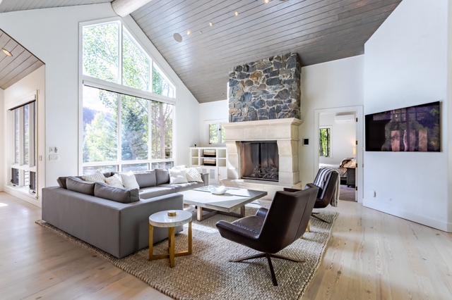 Image of Living space #6