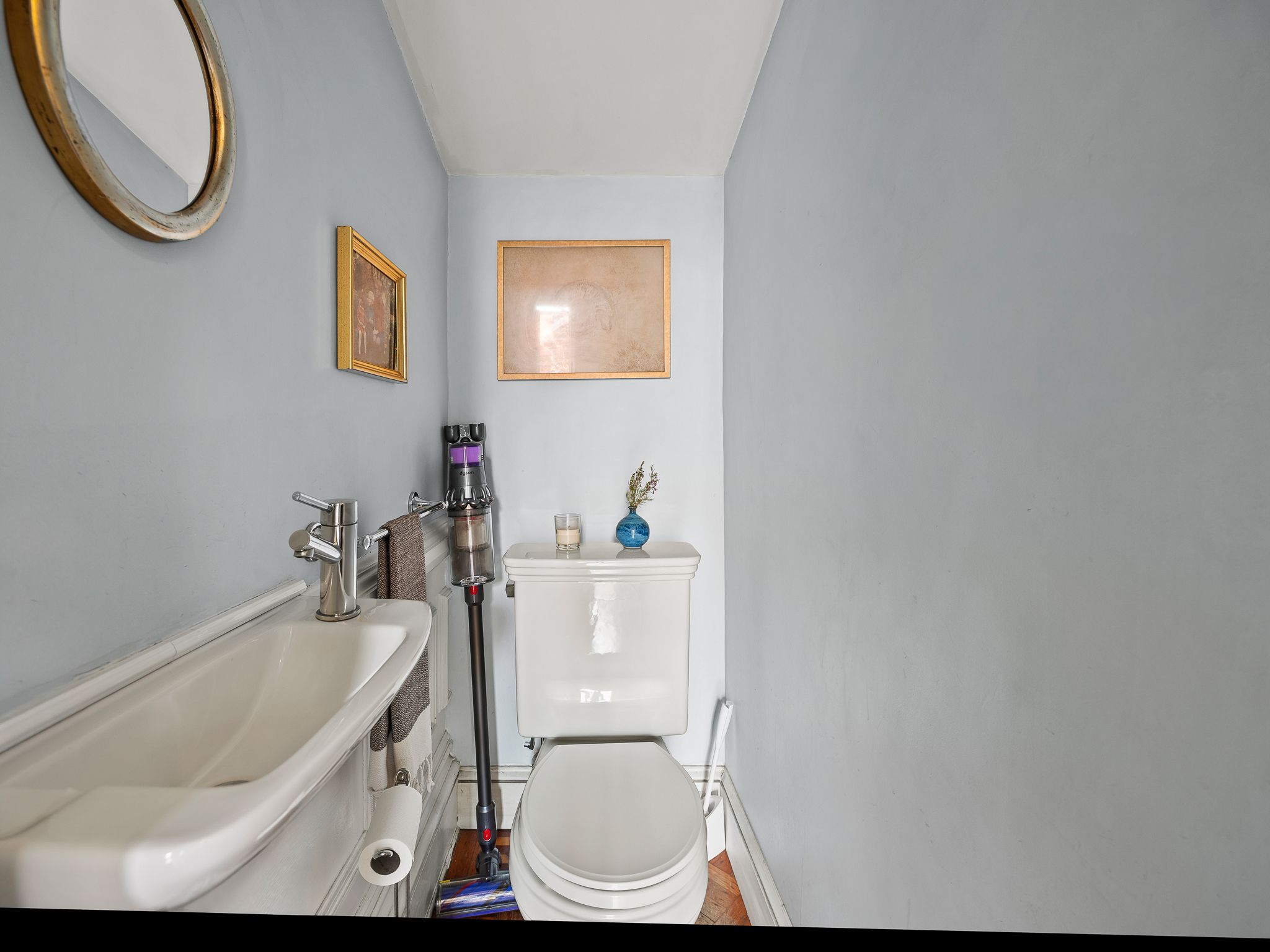Grand Place | Clinton Hill | Brownstone Duplex w/ Private Garden photo 31