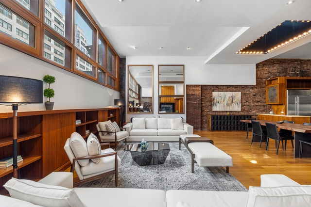 Image of Living space #2