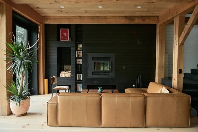 Image of Living space #2