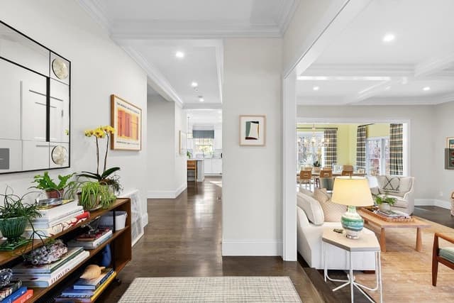 Image of Living space #2