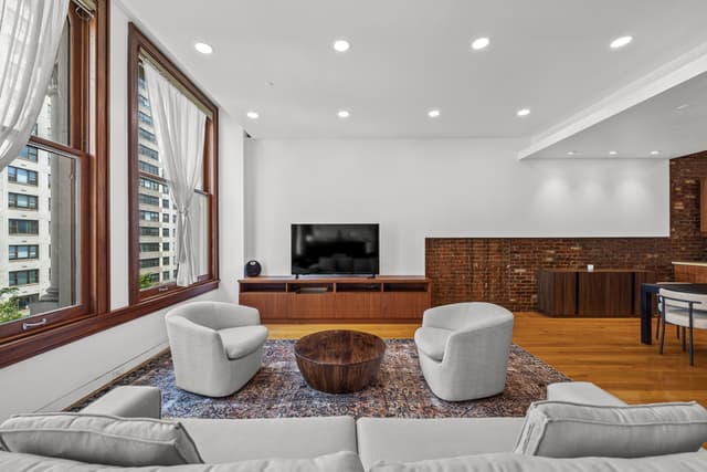 Image of Living space #3