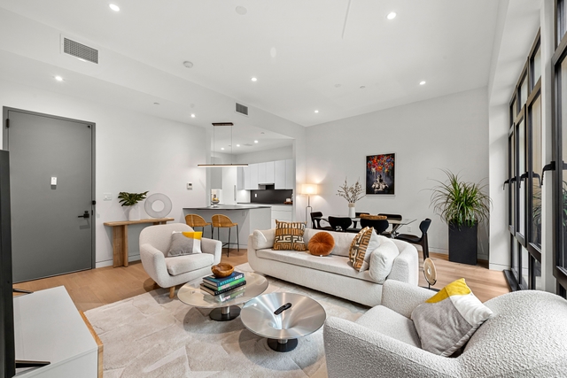 Image of Living space #3