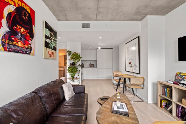 Image of Living space #6