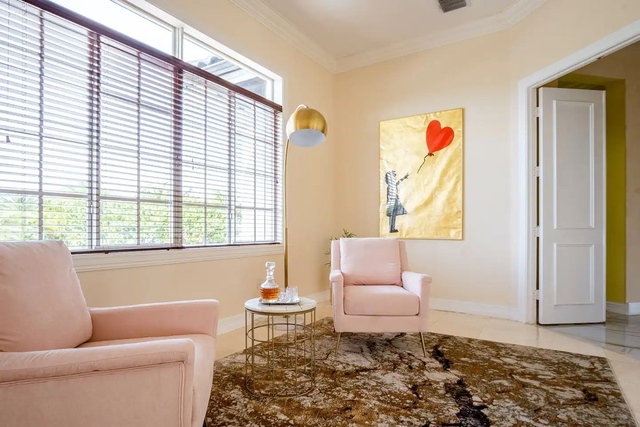 Image of Living space #6