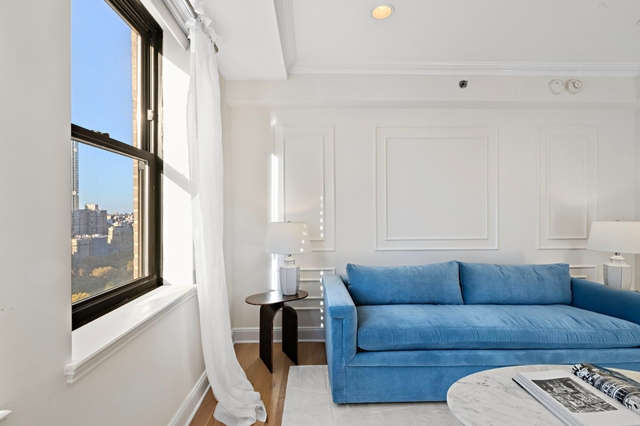 Image of Living space #3