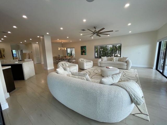 Image of Living space #3