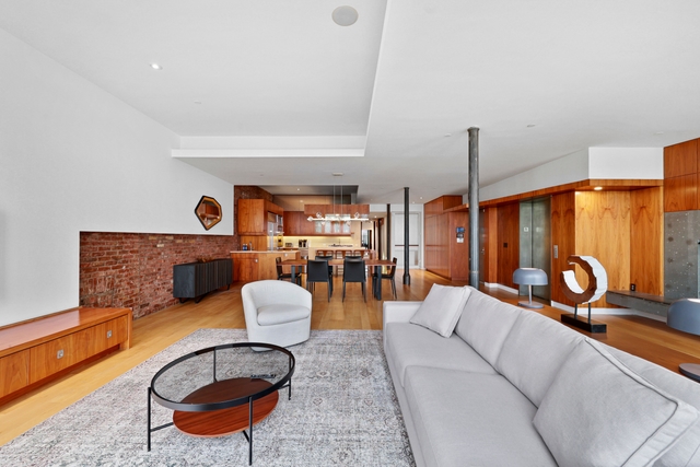 Image of Living space #6