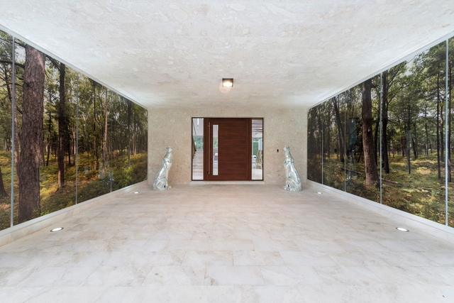 Image of Living space #1