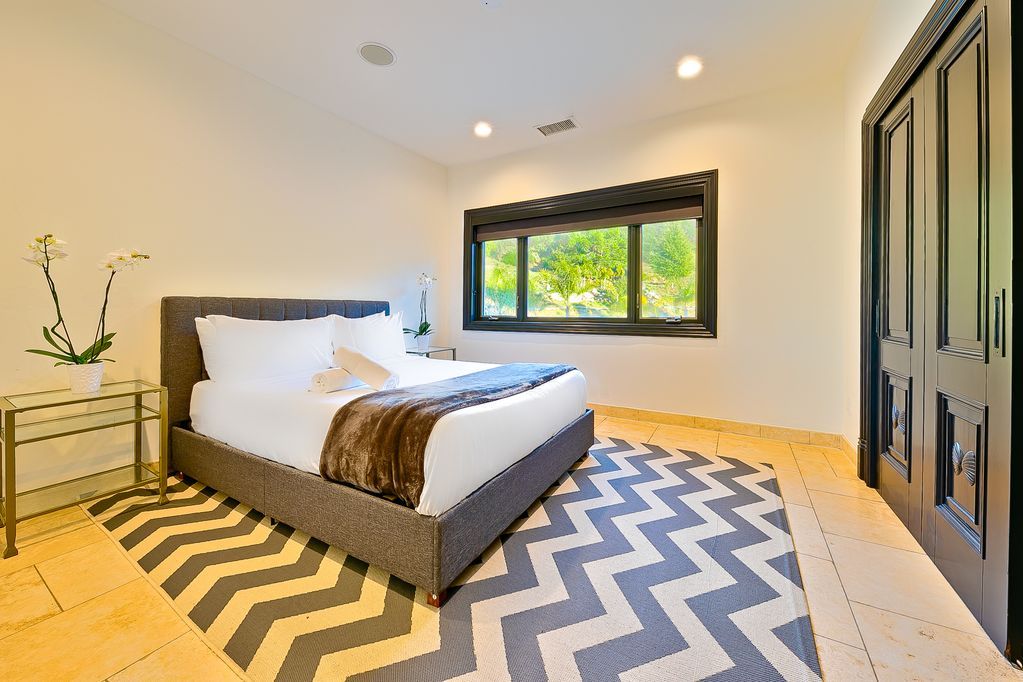 Malibu Sky View Estate | Malibu Hills | Private Estate with Pool & Mountain Views photo 29