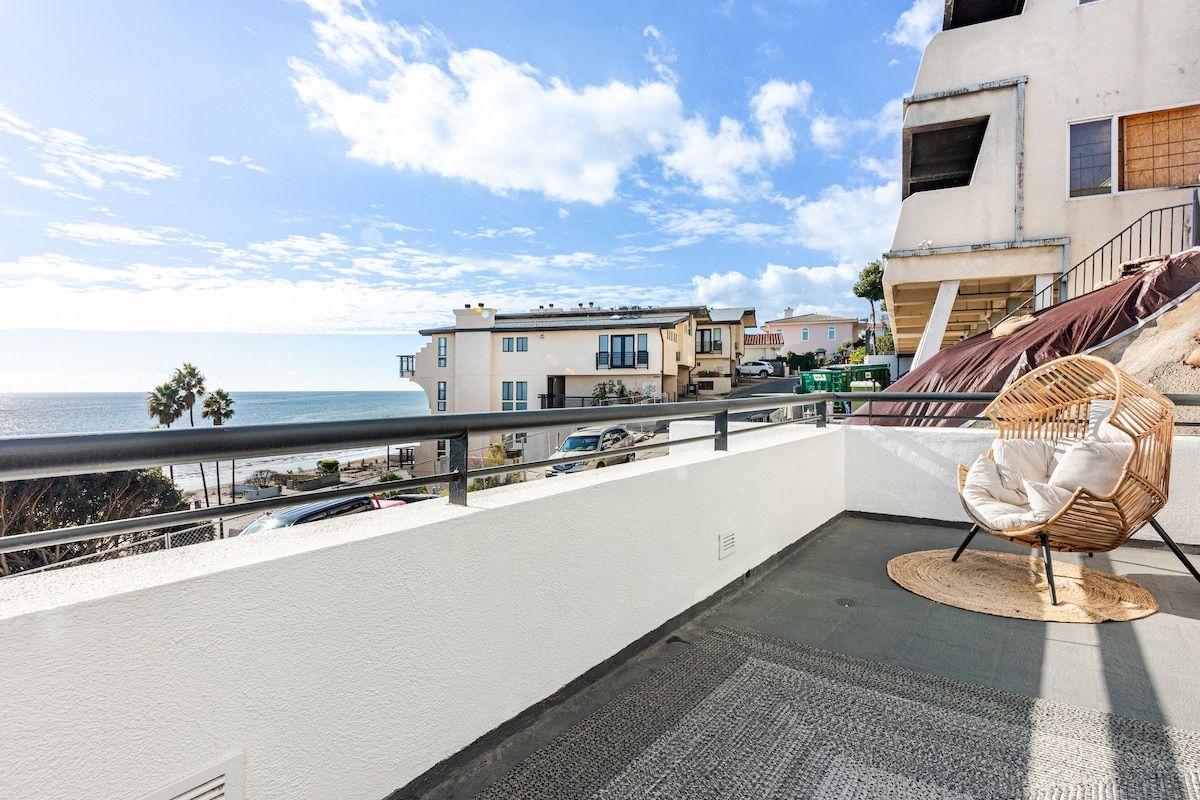 Casa Vista | Malibu | Oceanview with Balcony and Heated Spa photo 37
