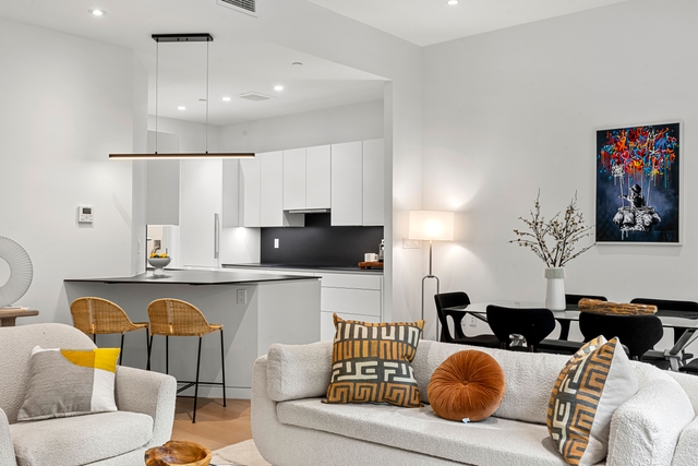 Image of Living space #6