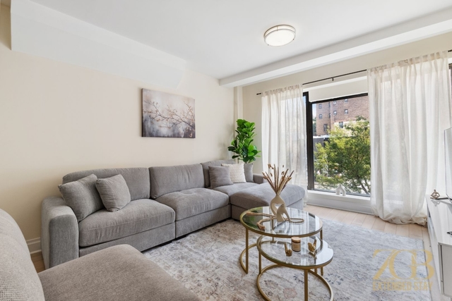 Image of Living space #2