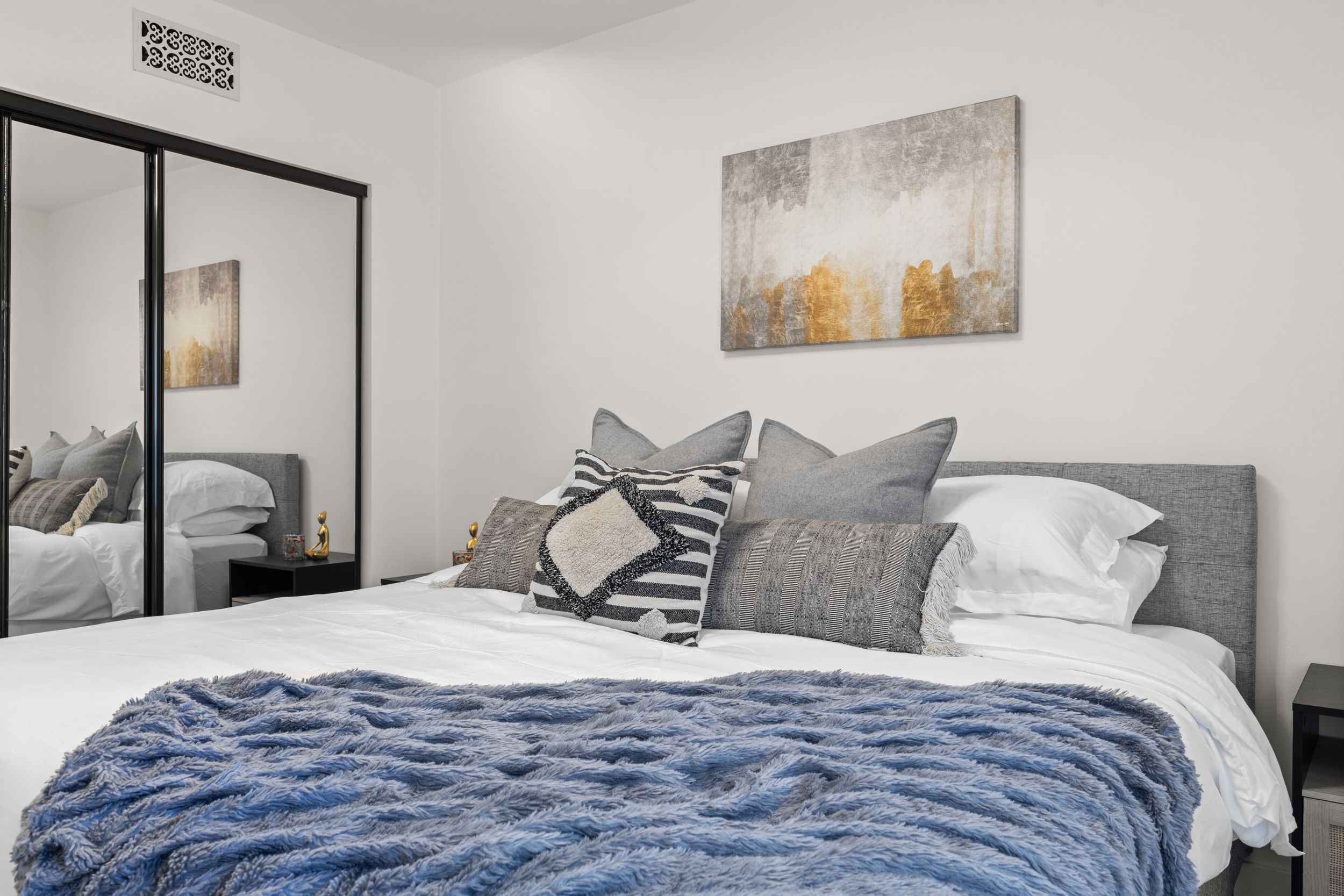 Whitaker Place | Northridge | Modern Designer Home photo 20