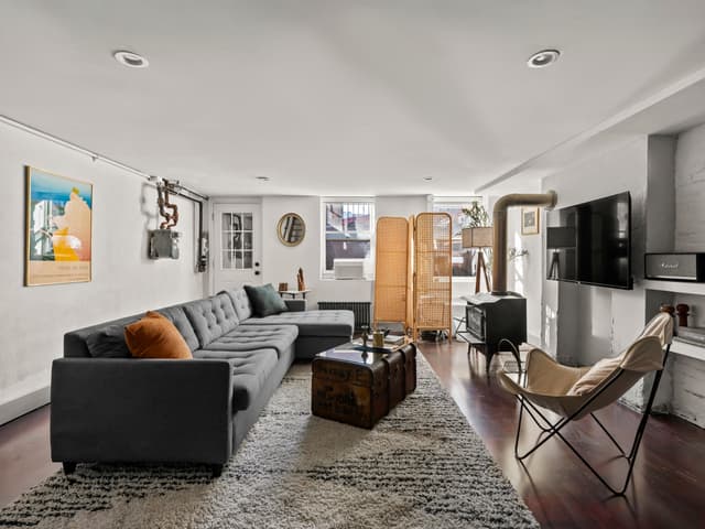 Image of Living space #3