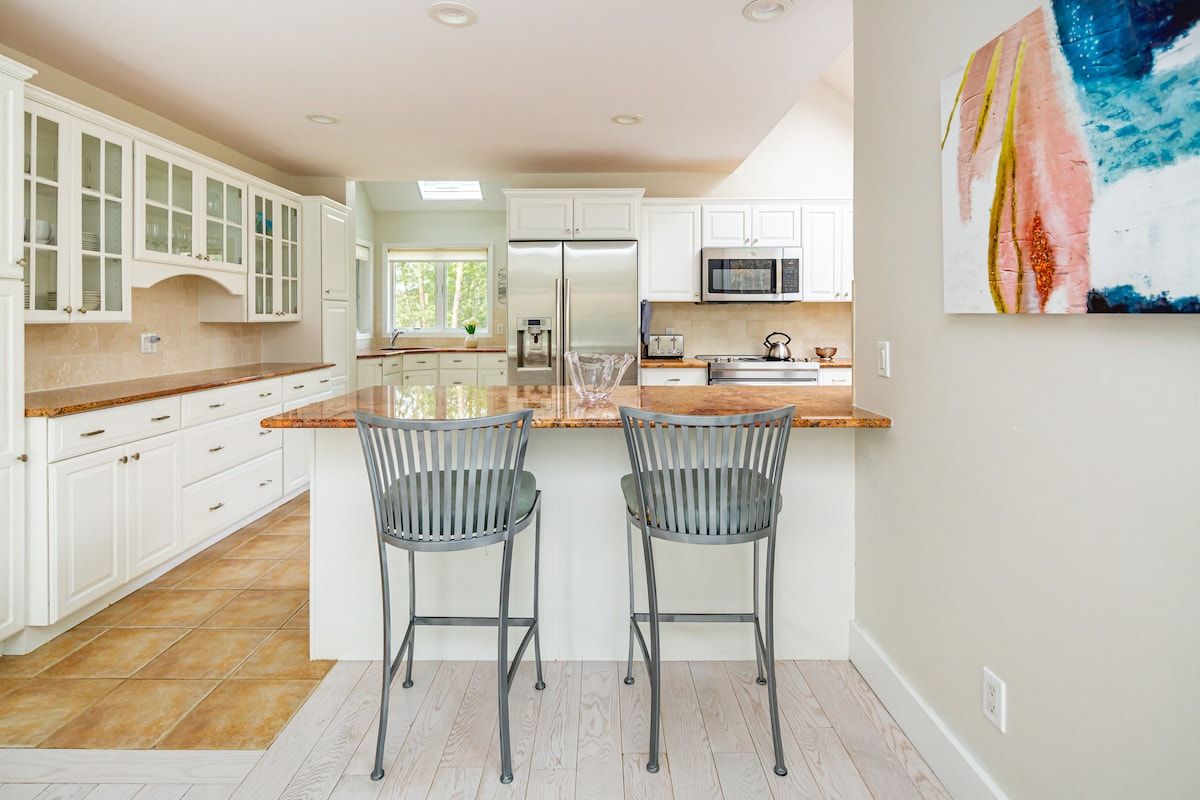 Scrimshaw Estate | Southampton | Home with Pool, Spa & Bay Access photo 14