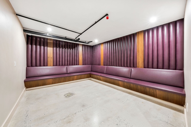 Image of Living space #10