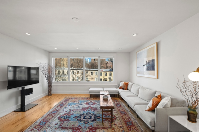 Image of Living space #1