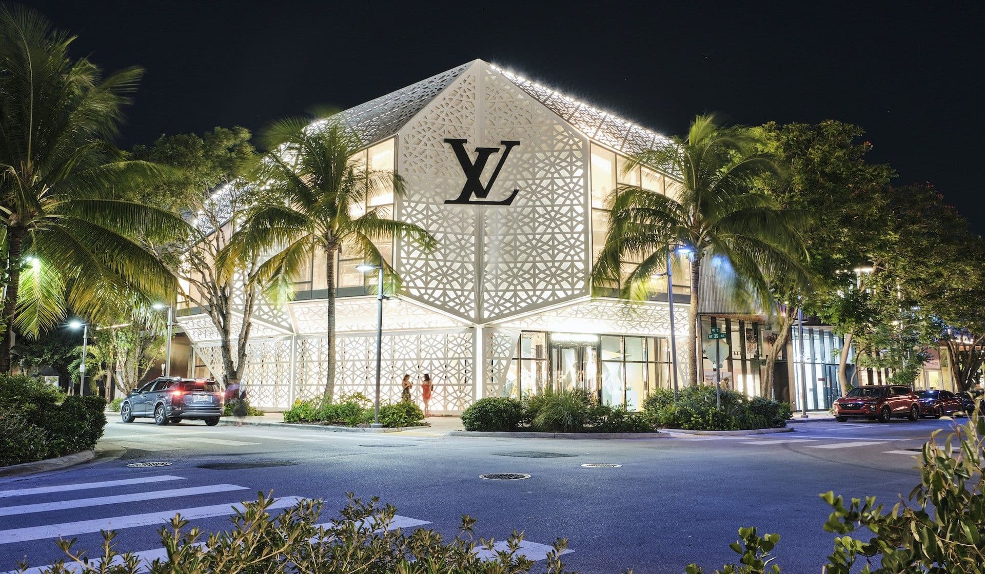 Louis Vuitton Men's Store