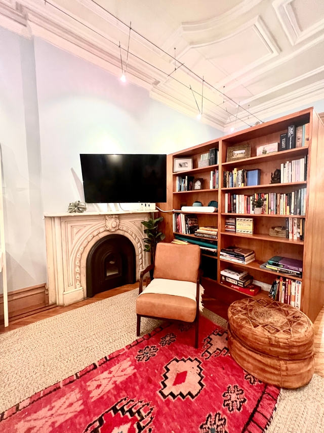 Image of Living space #3