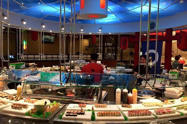 Savor refreshing seafood