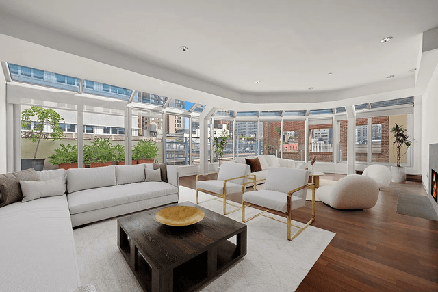 Image of Living space #3