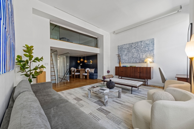 Image of Living space #3