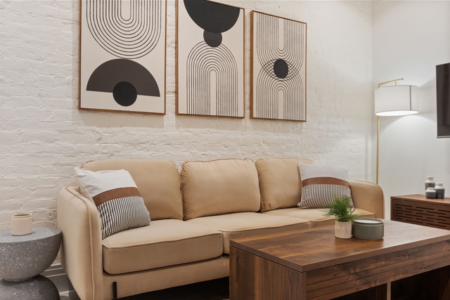 Image of Living space #5