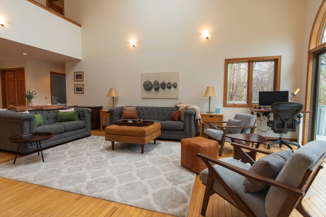 Image of Living space #5