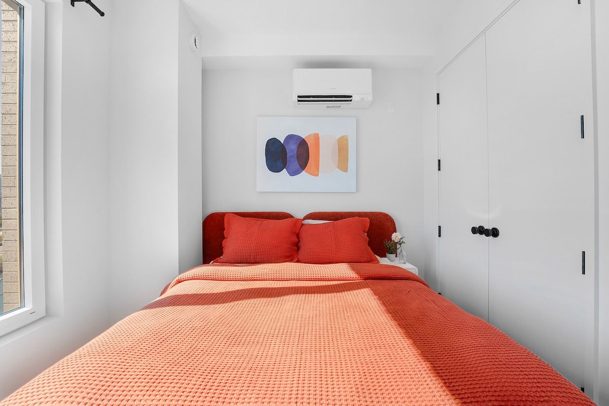 Seren 1108 | Greenpoint | PH with Private Terrace & City Views photo 12