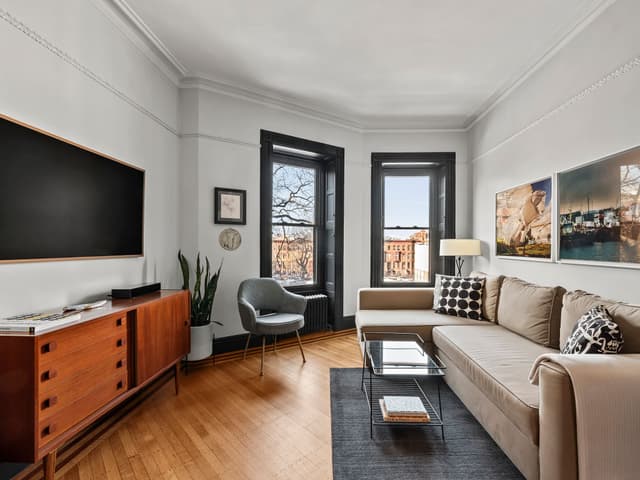 Image of Living space #4