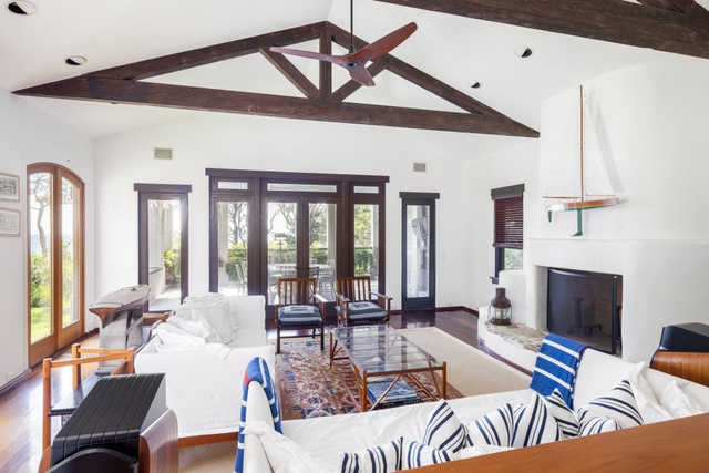 Image of Living space #1