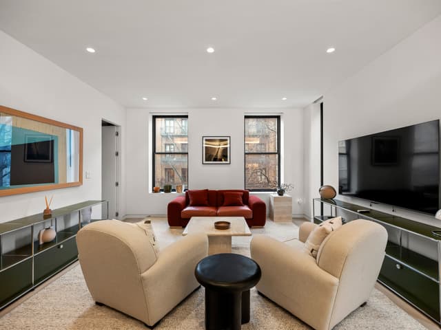 Image of Living space #3