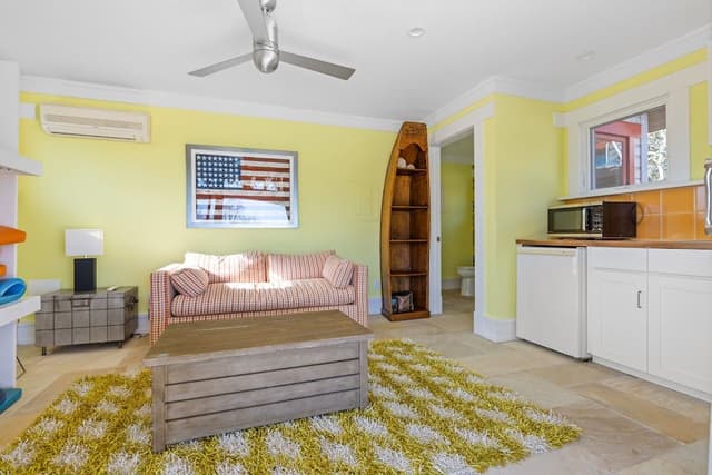 Image of Living space #4