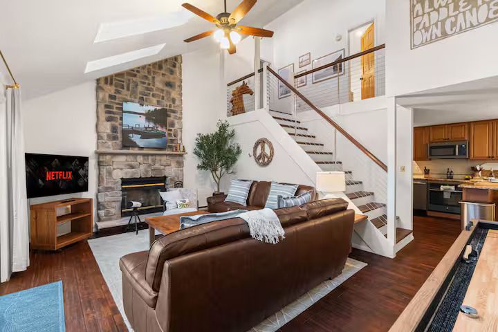 Image of Living space #2