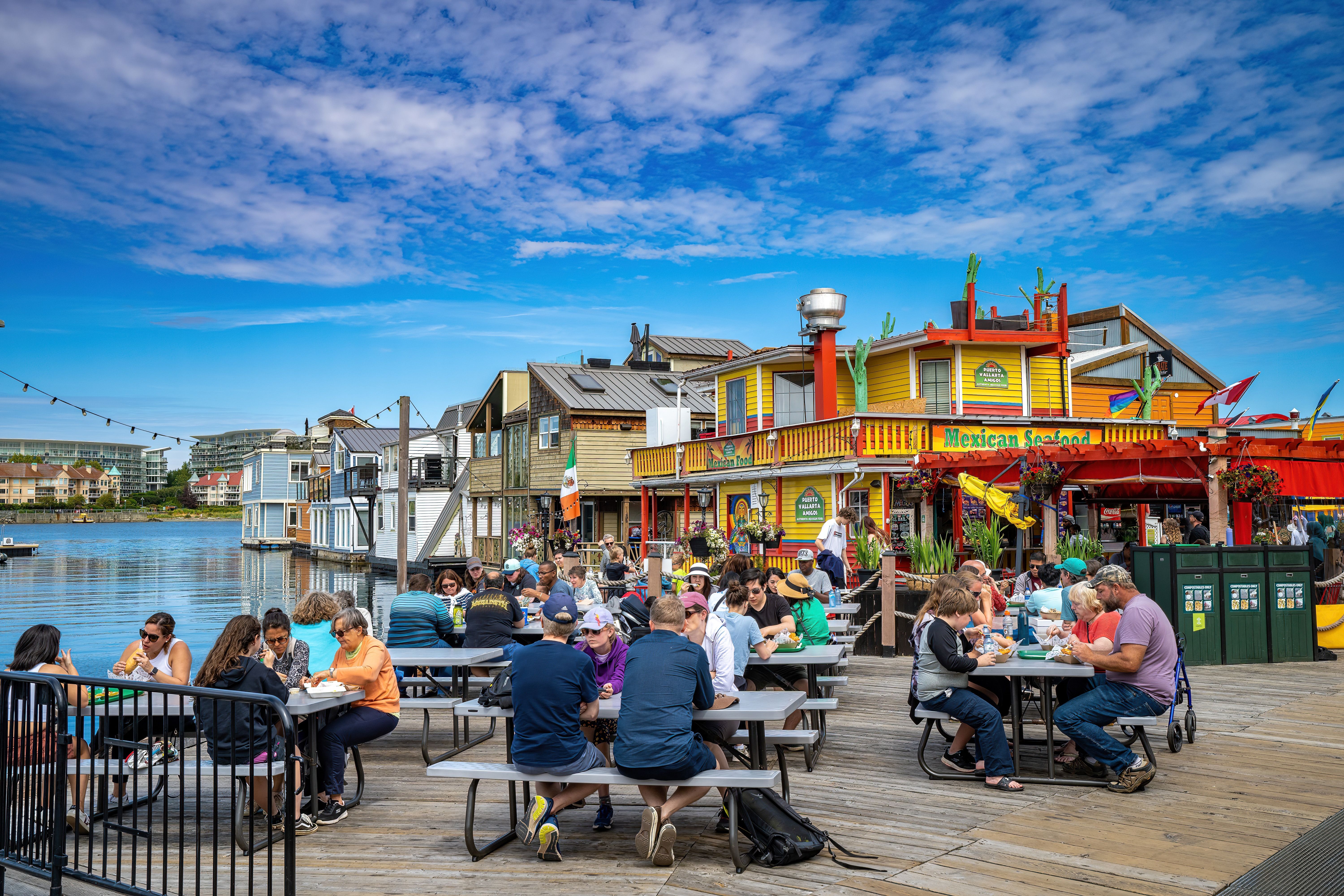 Alfresco dinner overlooking the harbor