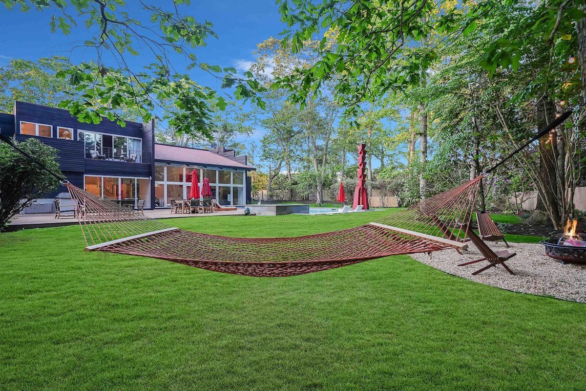 Eastwood Villa | East Hampton | Modern Retreat with Pool and Spa photo 42