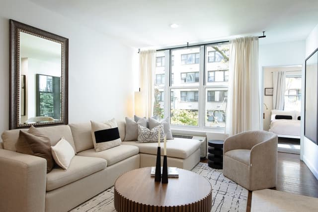 Image of Living space #2