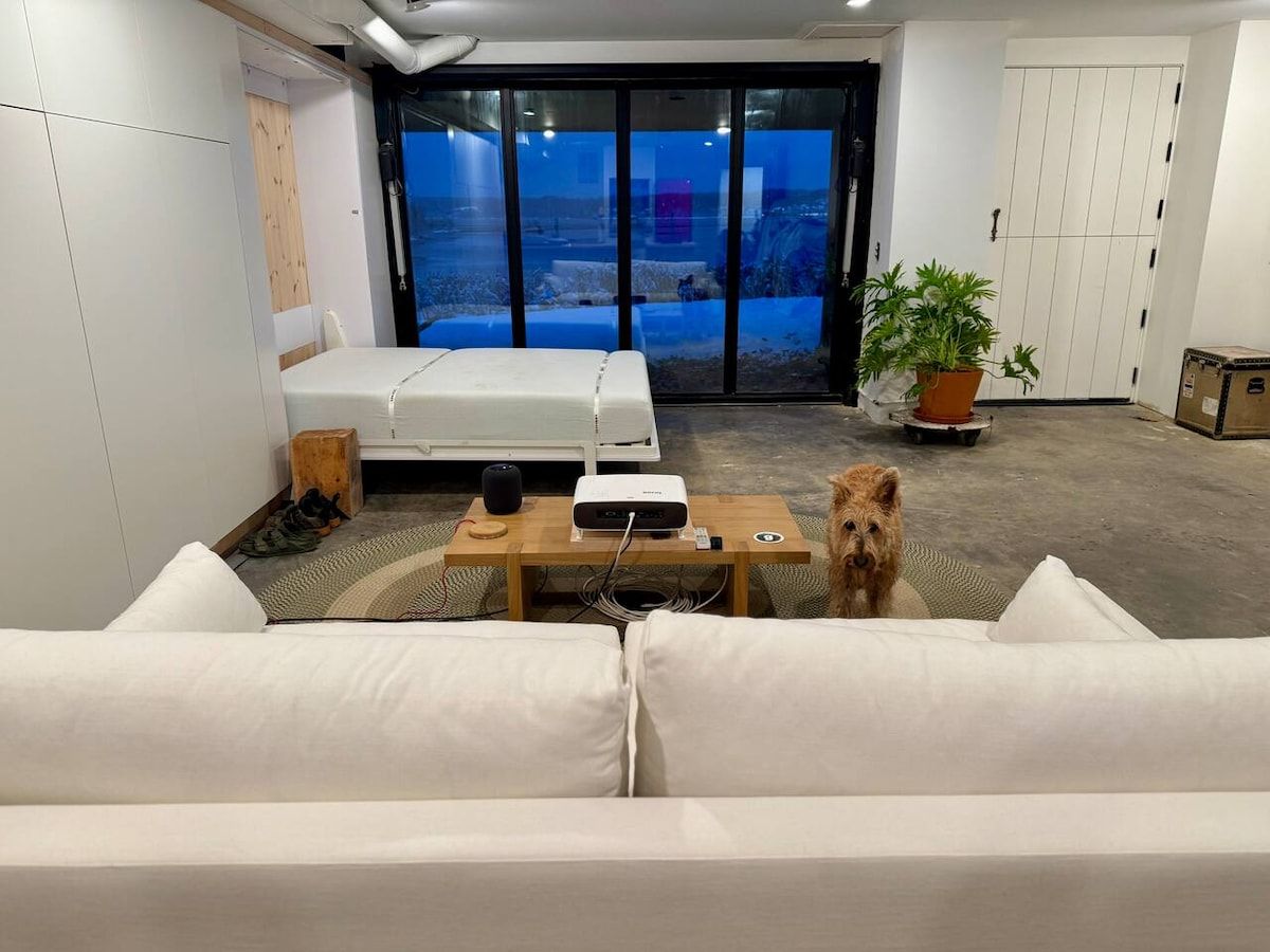 Image of Living space #3