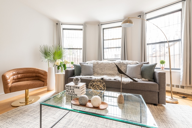 Image of Living space #2