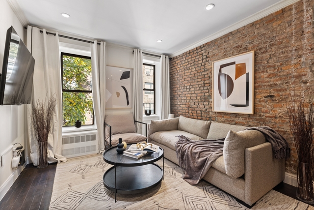 Image of Living space #1