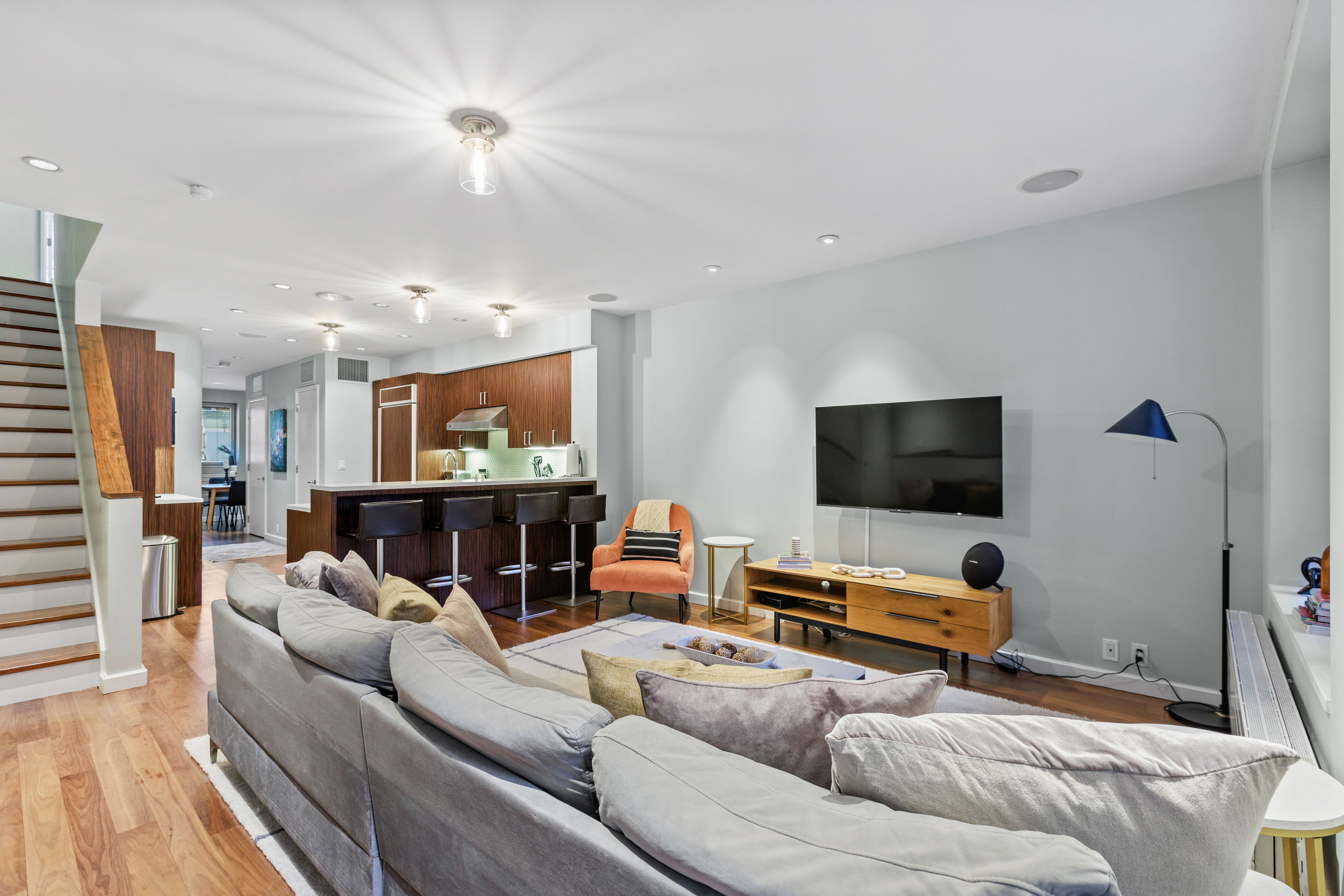 Gotham House I by Rove Travel | Midtown West, NYC