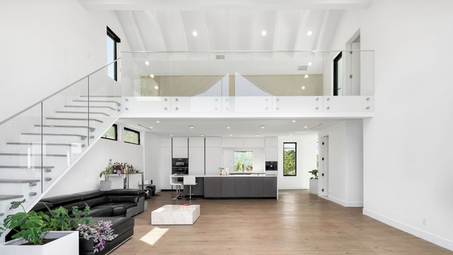 Image of Living space #1