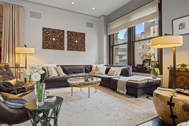 Image of Living space #5