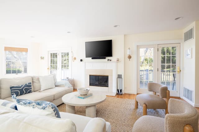 Image of Living space #2