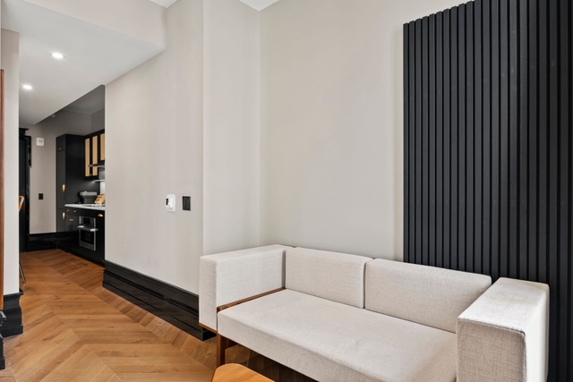 Image of Living space #2